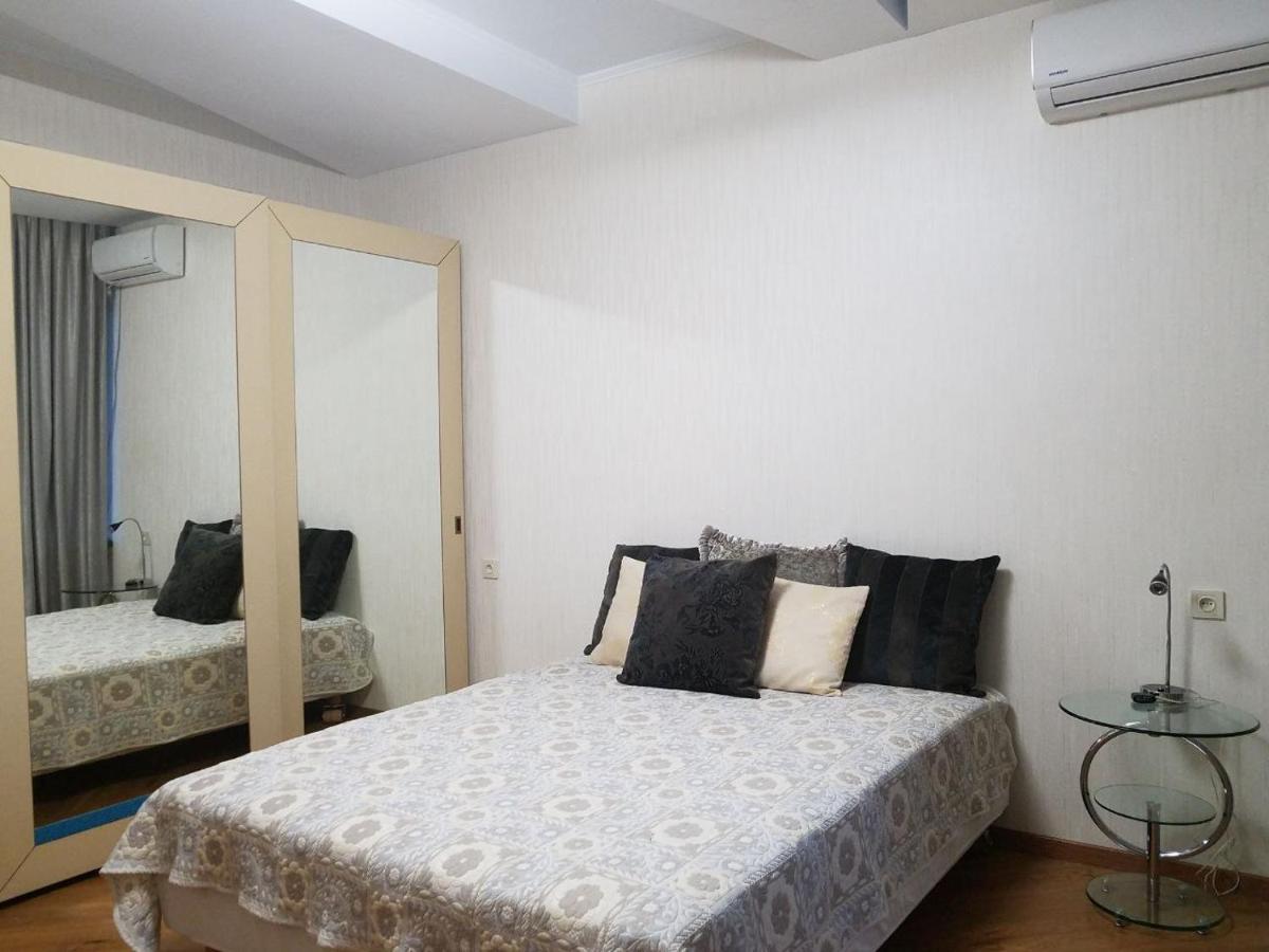 Villa In Тбилиси Екстериор снимка
