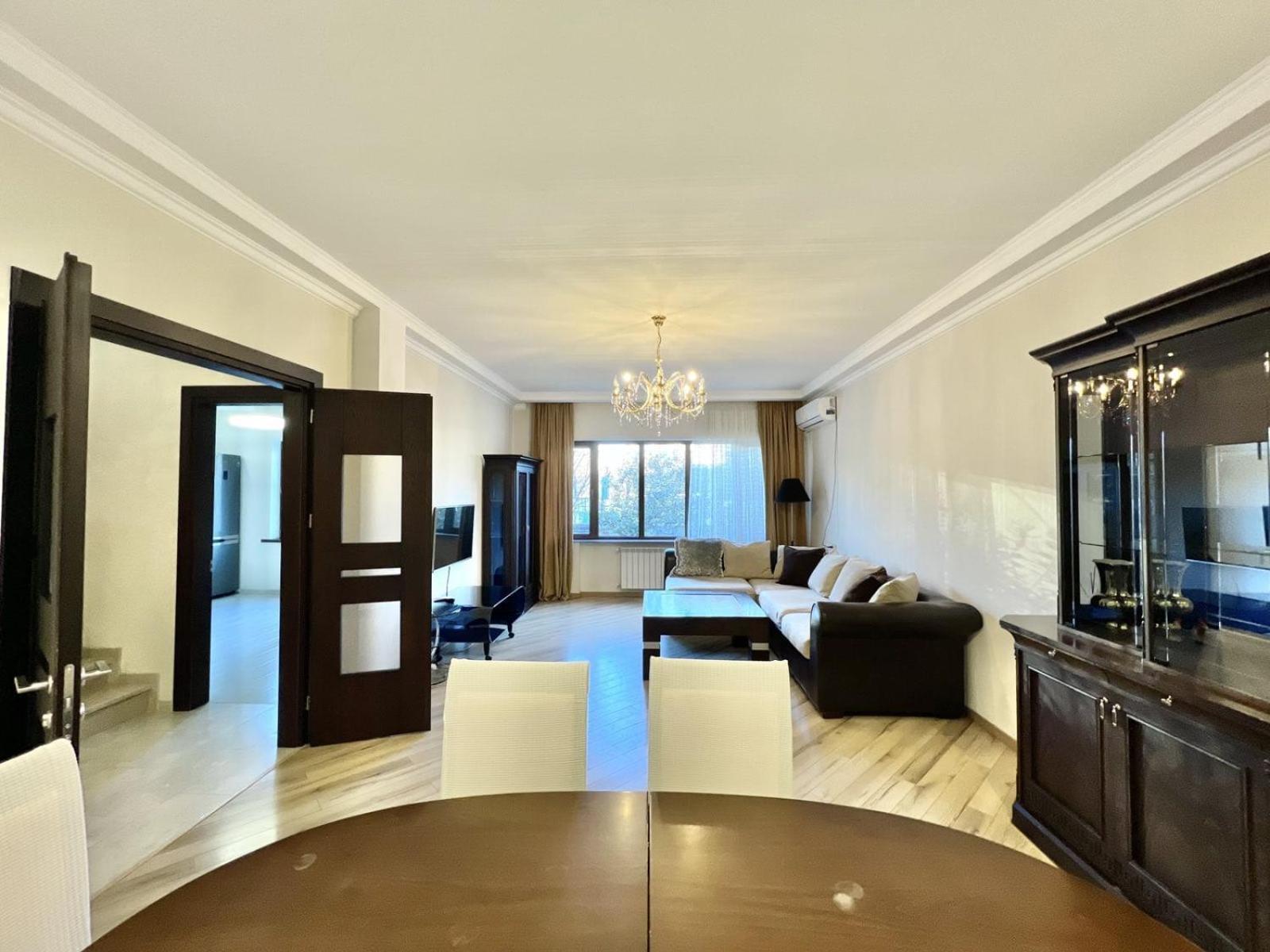 Villa In Тбилиси Екстериор снимка